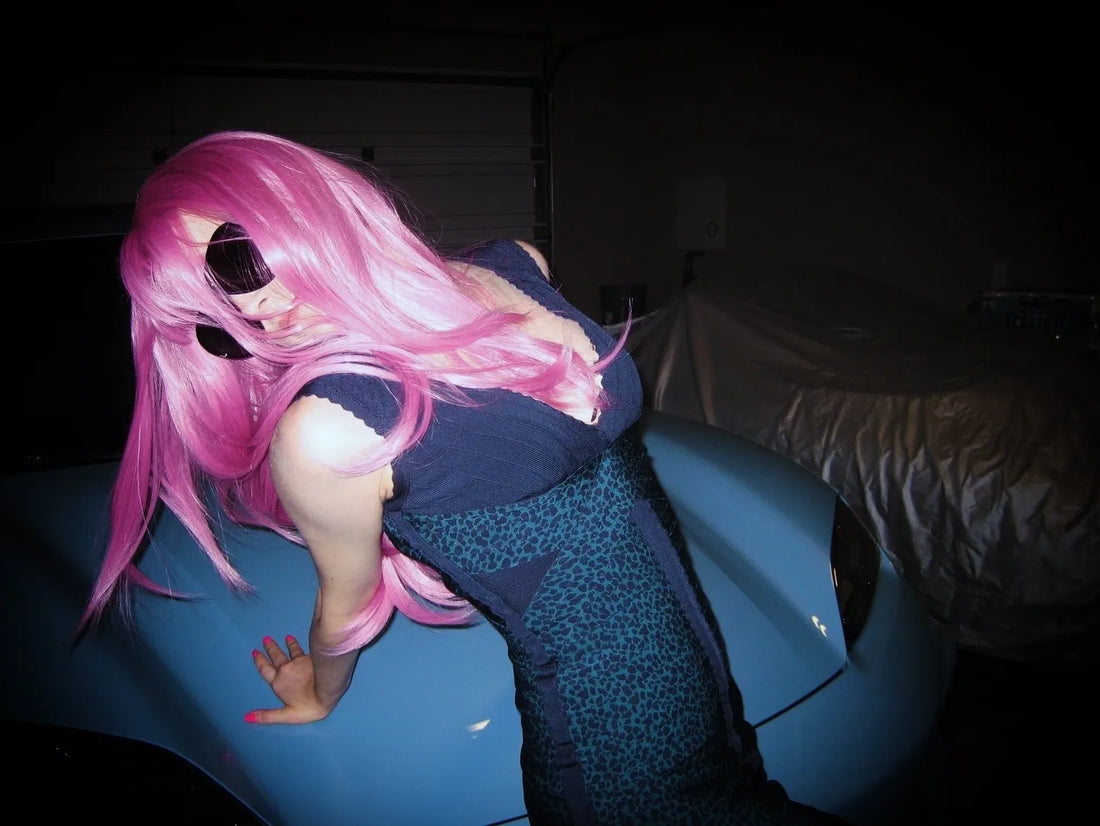 GAGA FOR COTTON CANDY WIGS AND HERVÉ LÉGER DRESSES